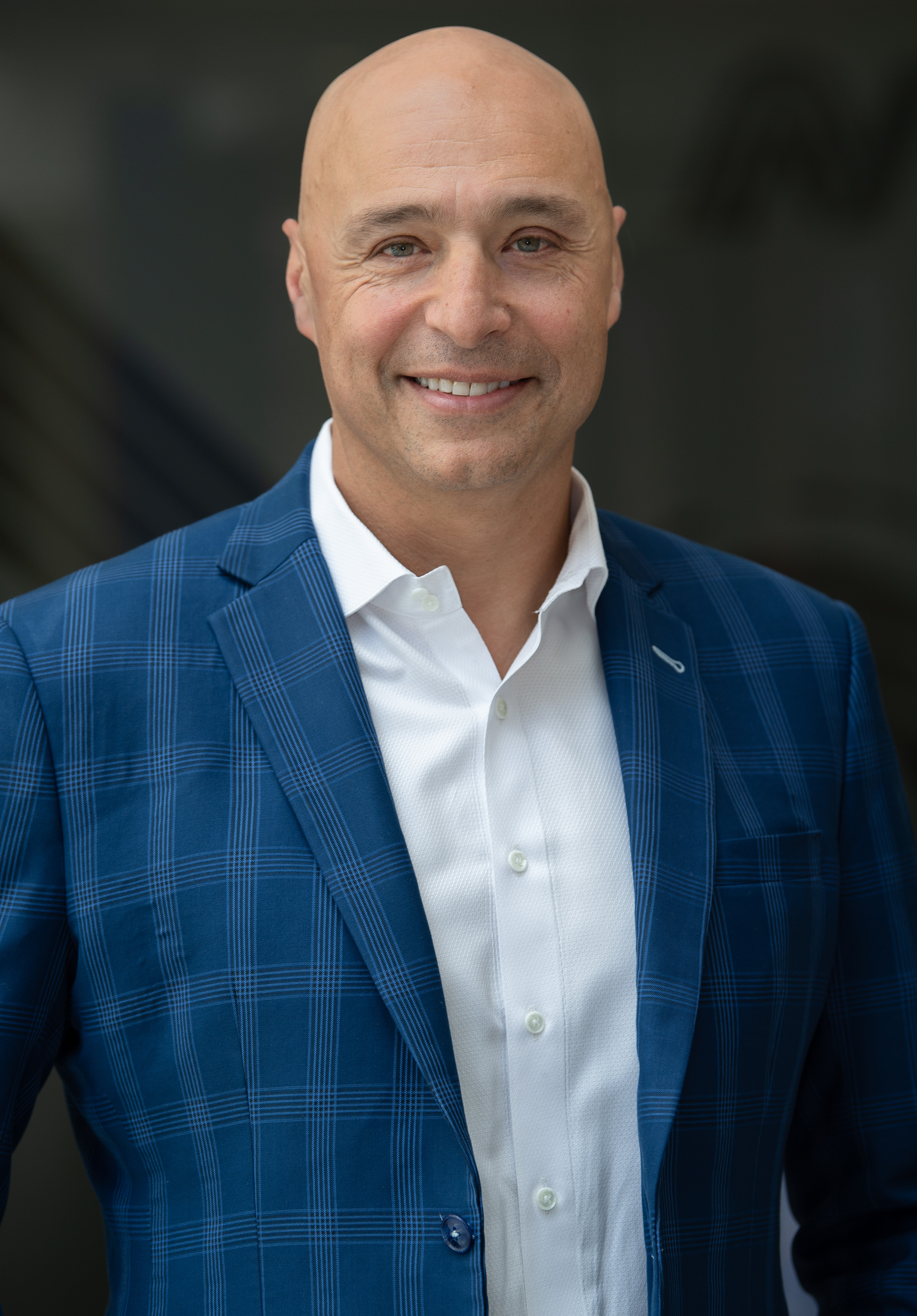 speaker photo